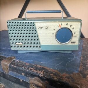 Antique Sony Portable AM/FM Radio - Teal